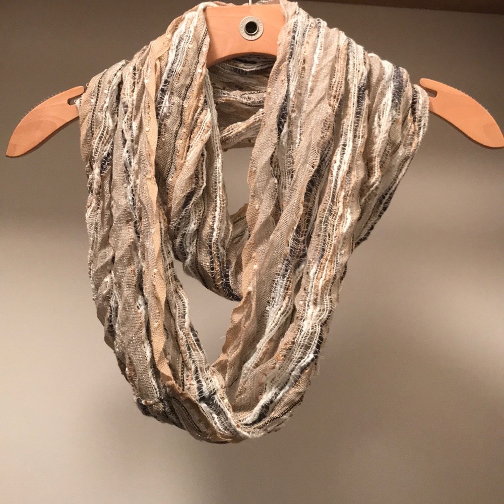 Infinity scarf